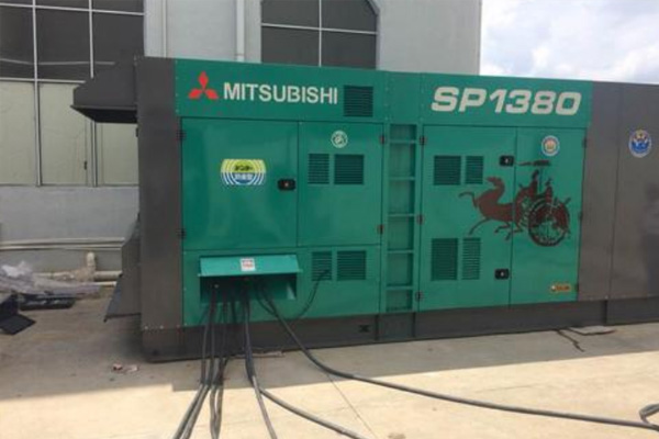 包河为什么有些柴油发电机组的输出电压可以调节？