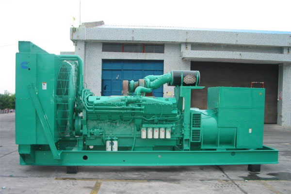 包河工厂发电机应急发电时如何更准确地检查发电机状态？