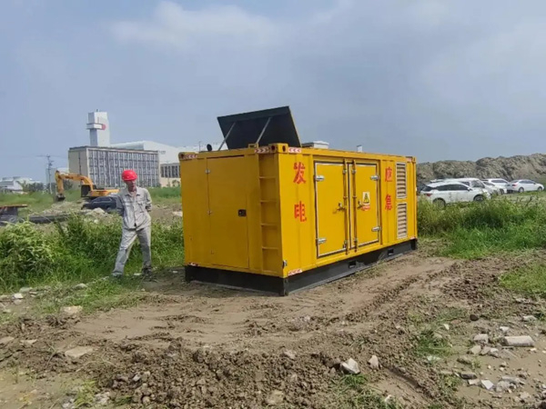 包河200KW柴油发电机机组每小时的油耗量受哪些因素影响？