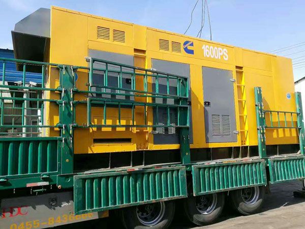 包河测量水冷式机油散热器密封件尺寸时的注意事项有哪些？